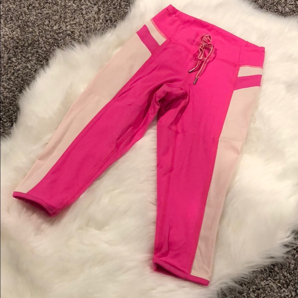 Lululemon pink crop size 2